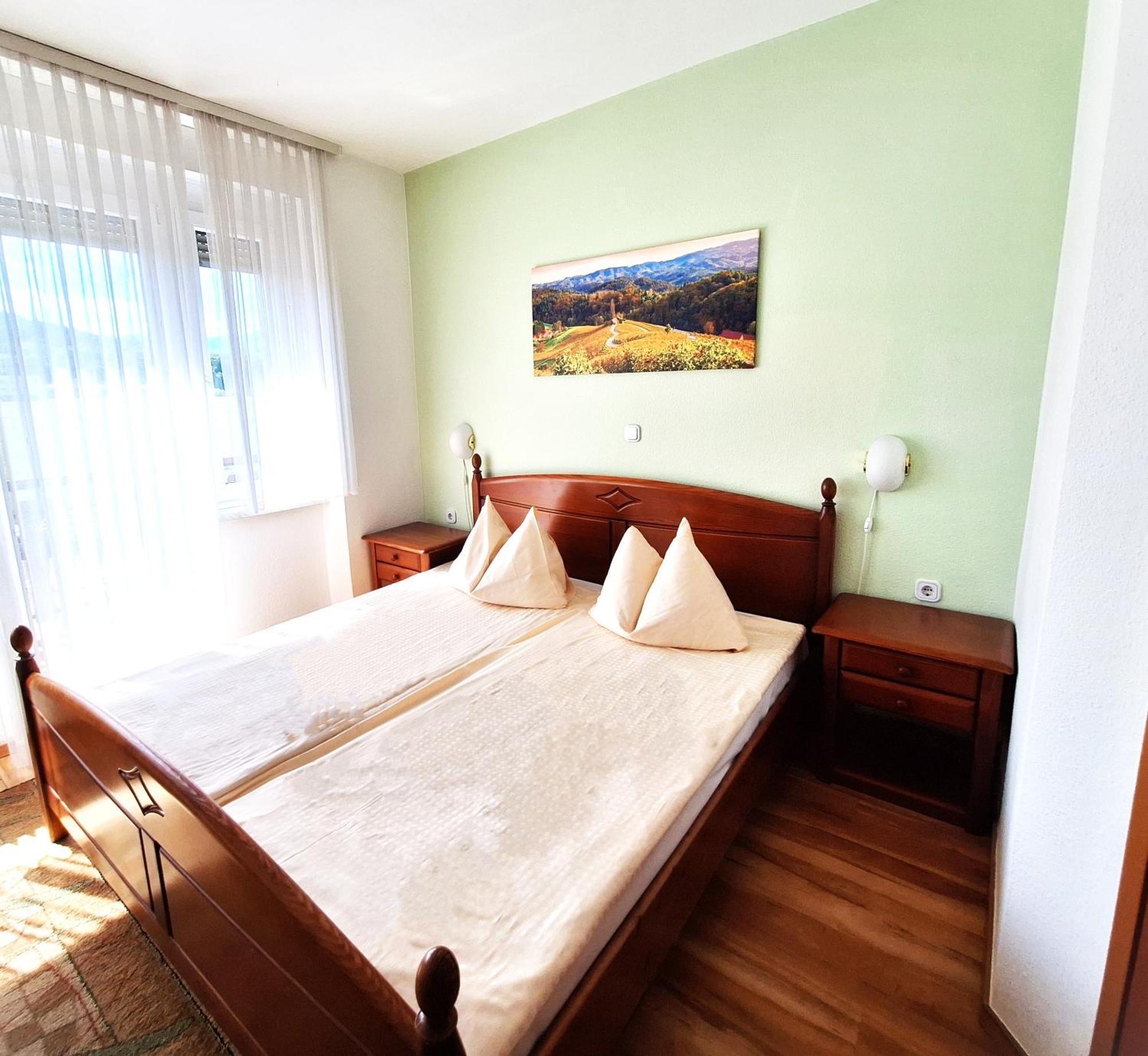 Penzion Gostisce Lesjak Orehova vas Exterior foto